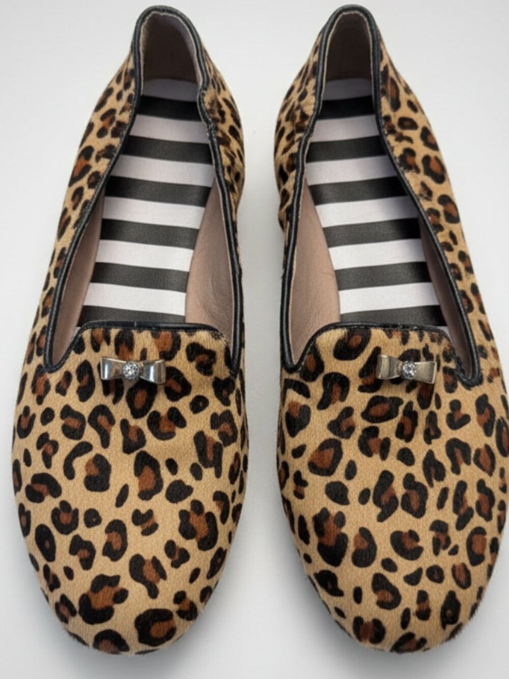 Henri Bendel Leopard Calf Hair Bow Flats Size 7 | Designer Animal Print Shoes